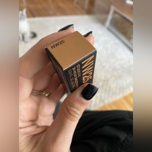 Mac cosmetics NW25
